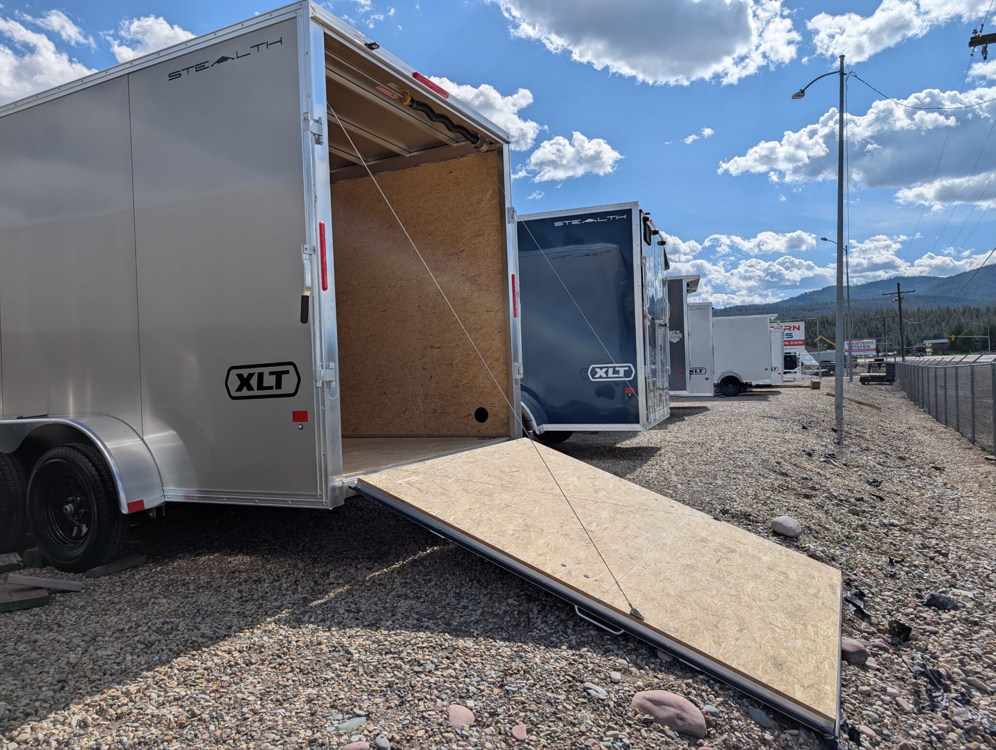 7x16 7x16 Enclosed Trailer Guide | Dimensions, Uses & Features
